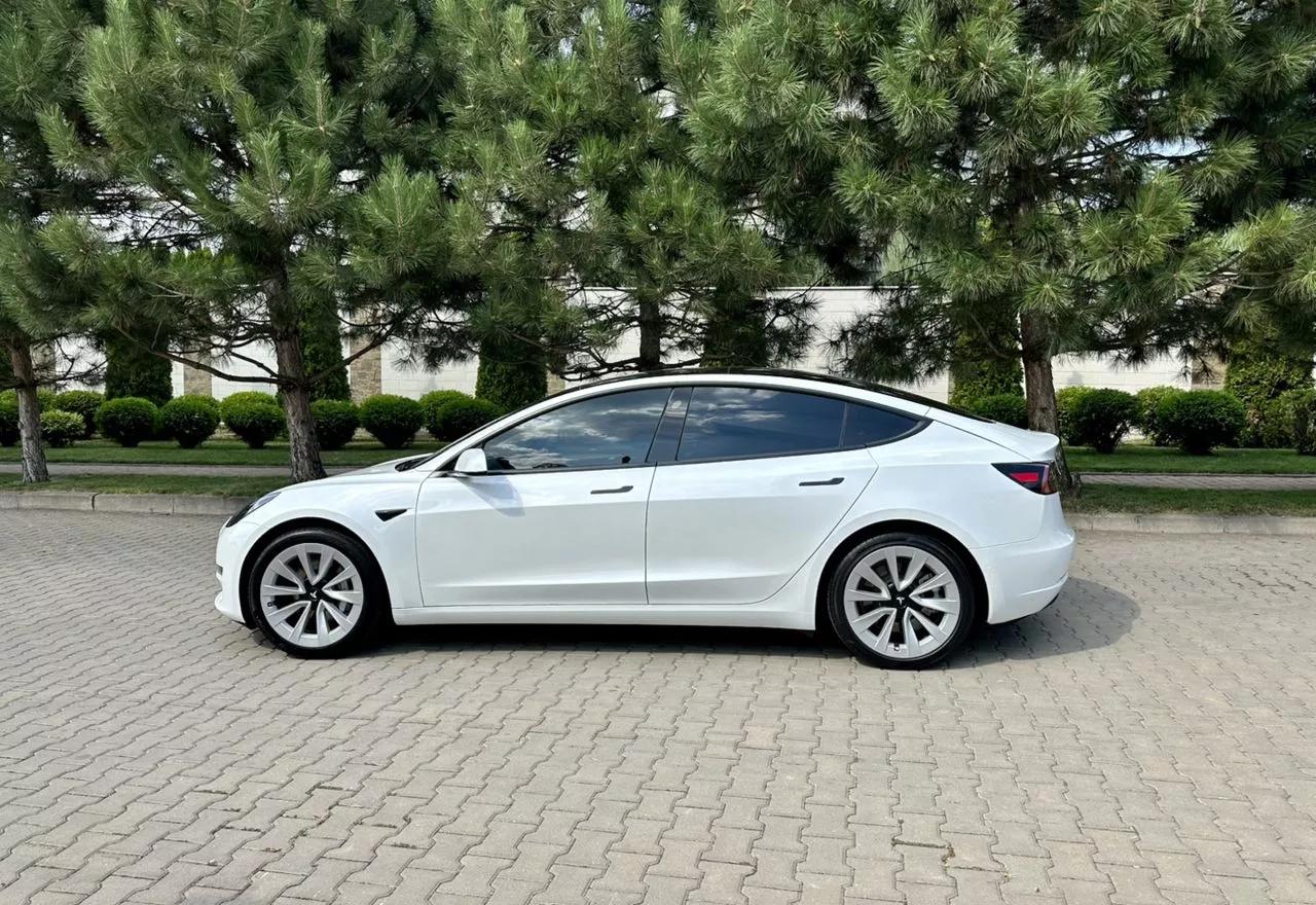 Tesla Model 3  54 kWh 2021thumbnail11