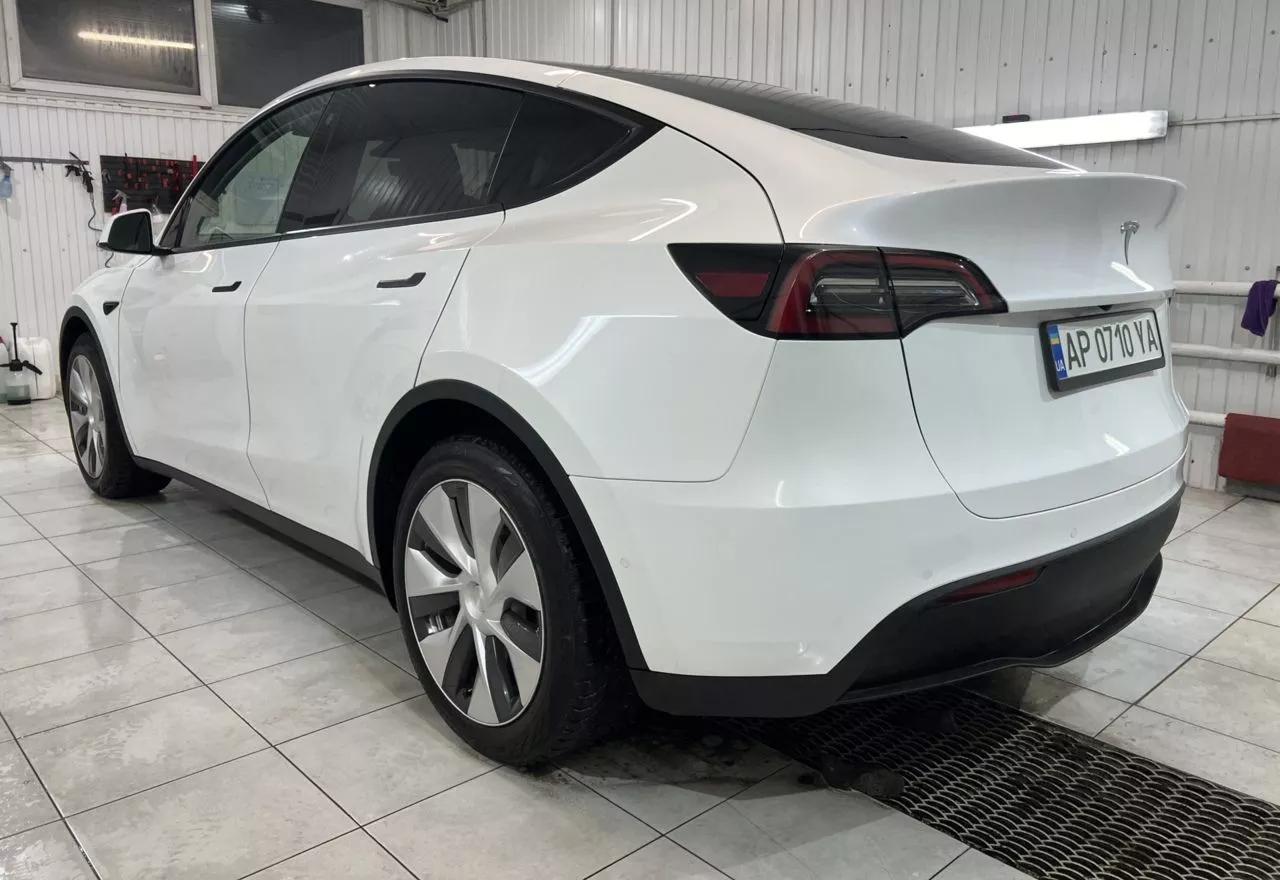 Tesla Model Y  80.5 kWh 2021101
