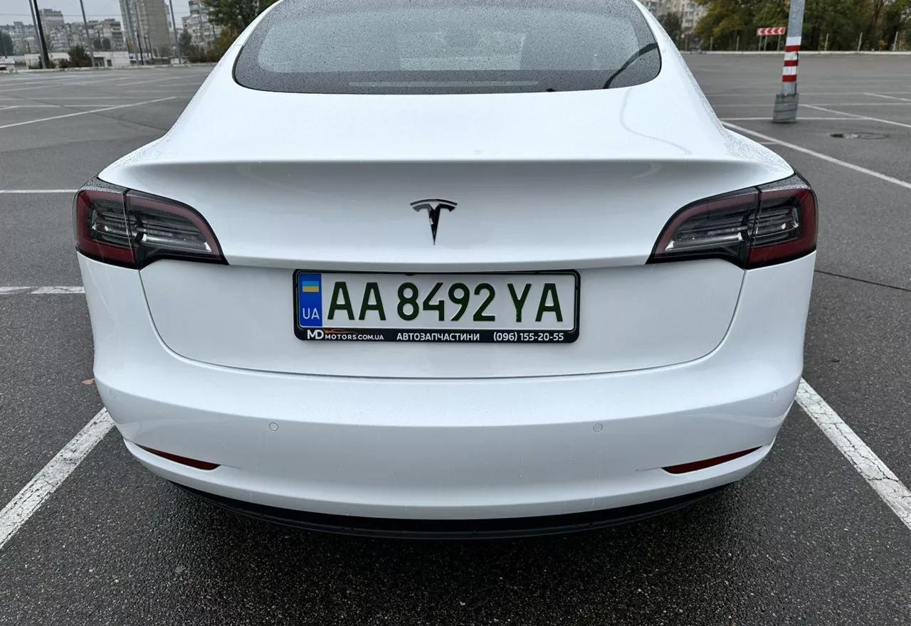 Tesla Model 3  60 kWh 202211