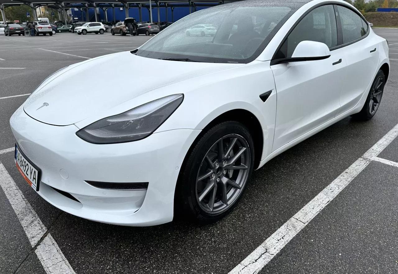 Tesla Model 3  60 kWh 2022thumbnail131