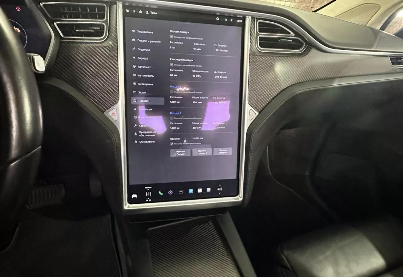 Tesla Model X  90 kWh 2017111