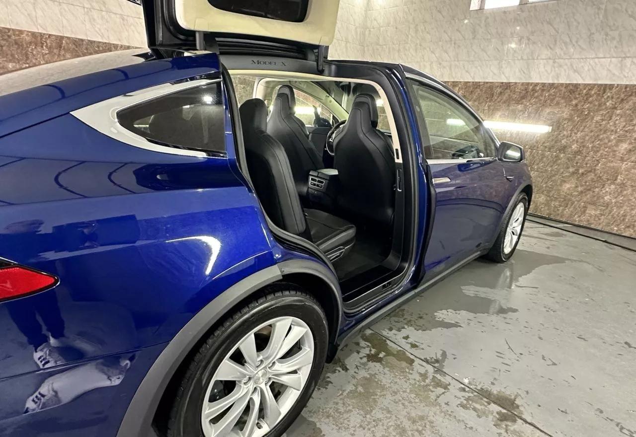 Tesla Model X  90 kWh 2017thumbnail151