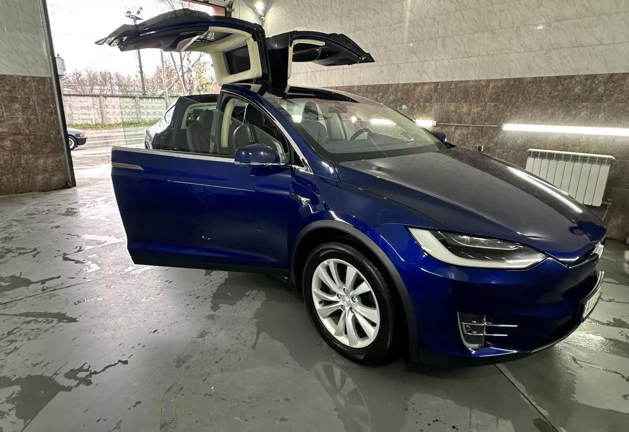 Tesla Model X  90 kWh 2017thumbnail171