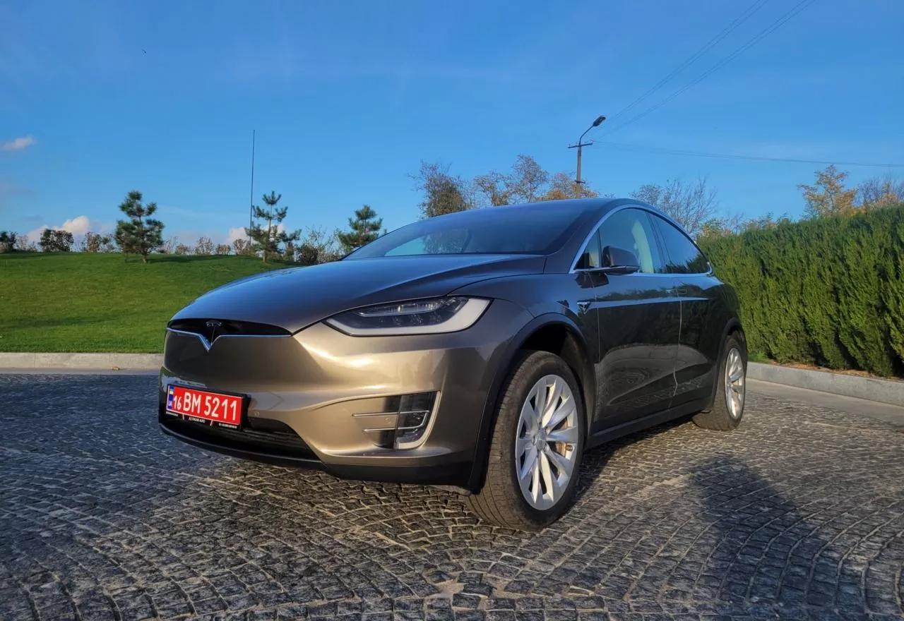 Tesla Model X  90 kWh 201601