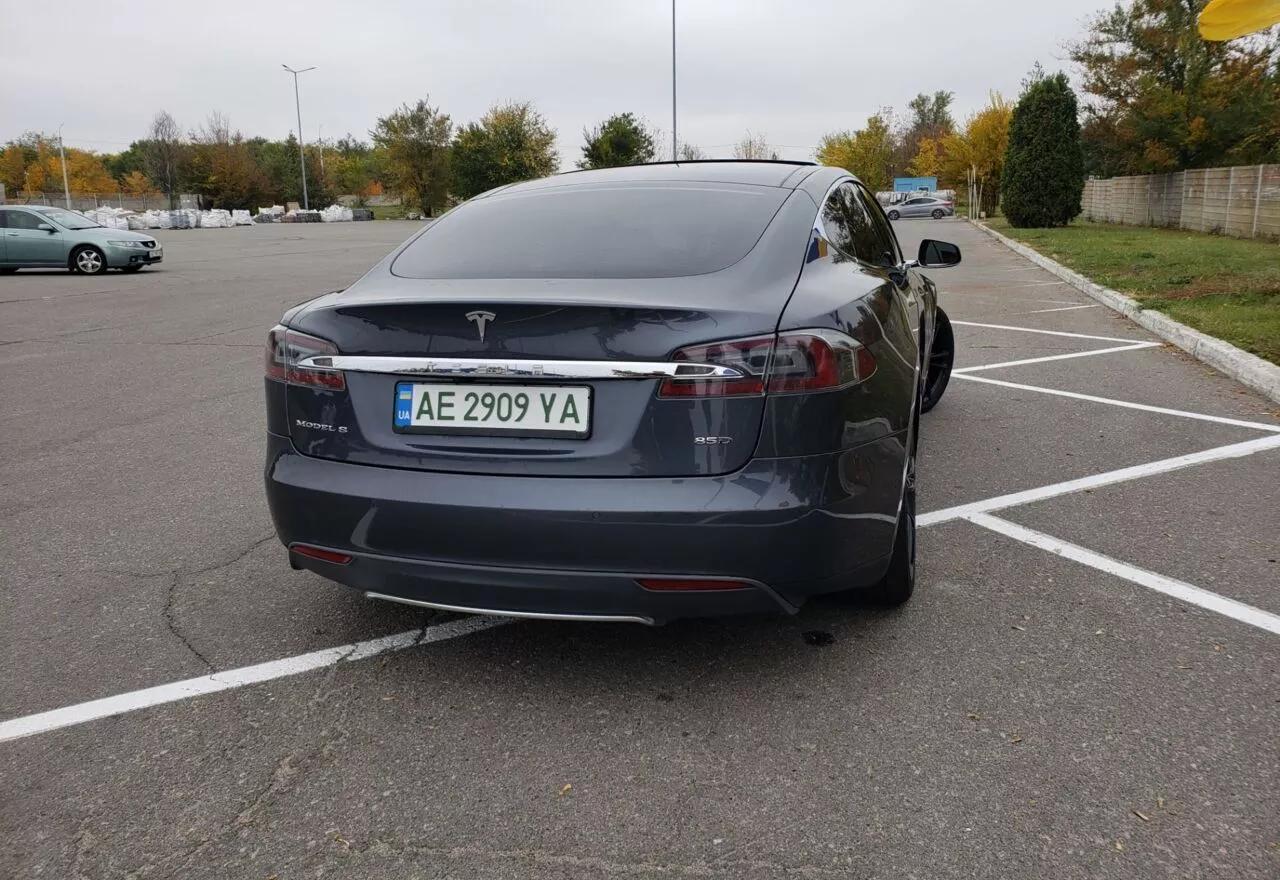 Tesla Model S  85 kWh 2015thumbnail71