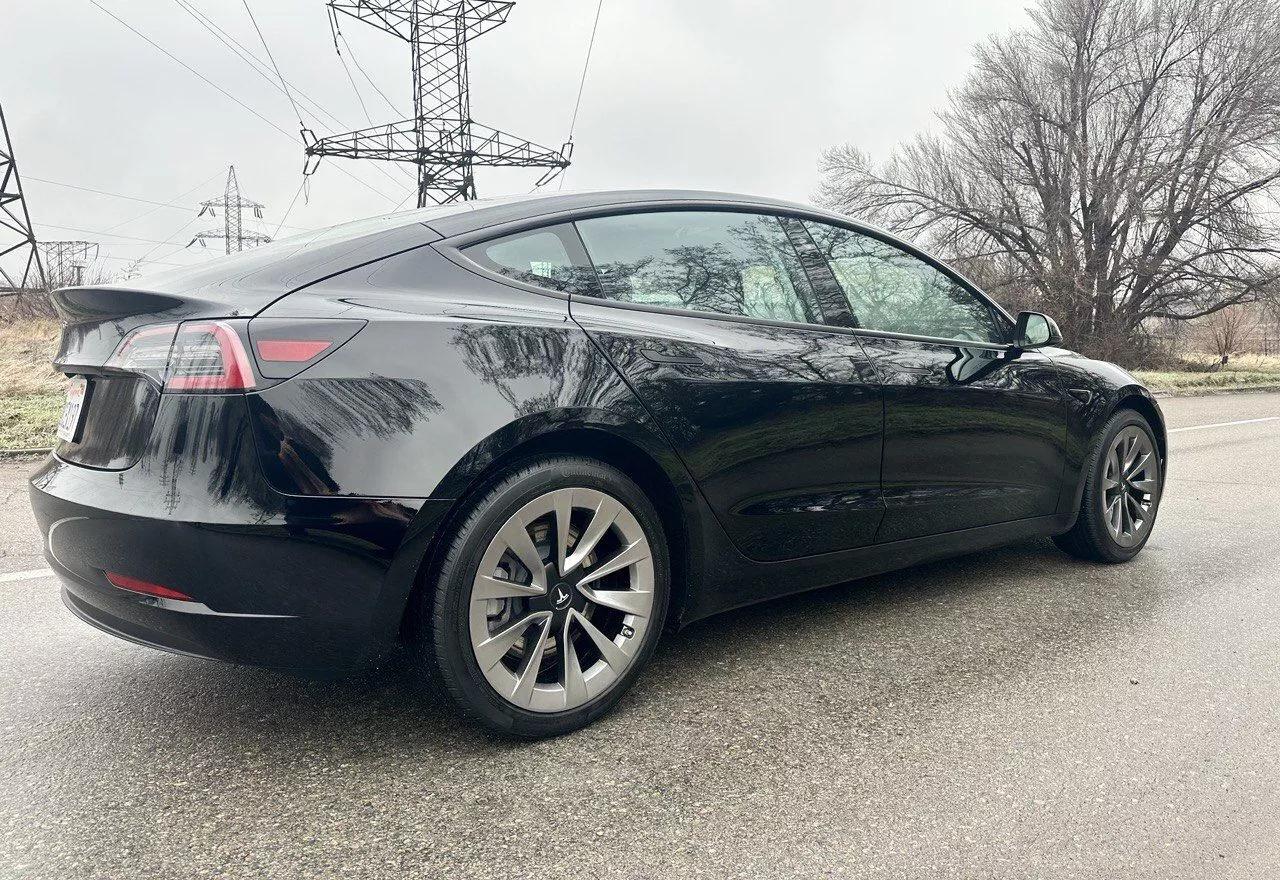 Tesla Model 3  62 kWh 202361