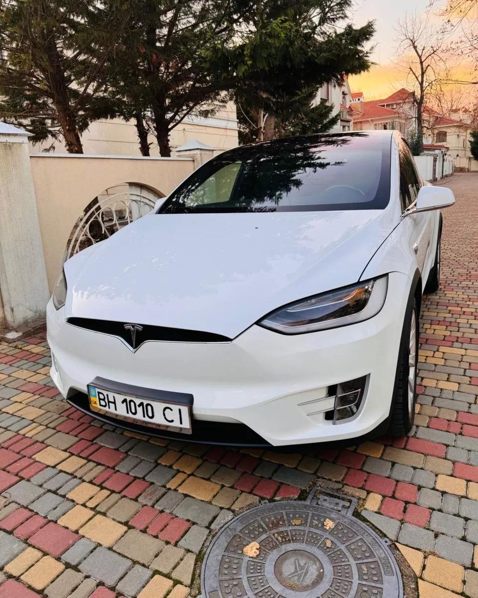 Tesla Model X  75 kWh 2018thumbnail11