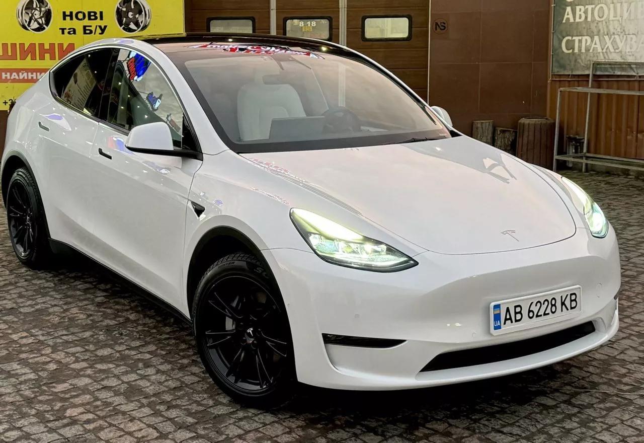Tesla Model Y  80.5 kWh 2021121