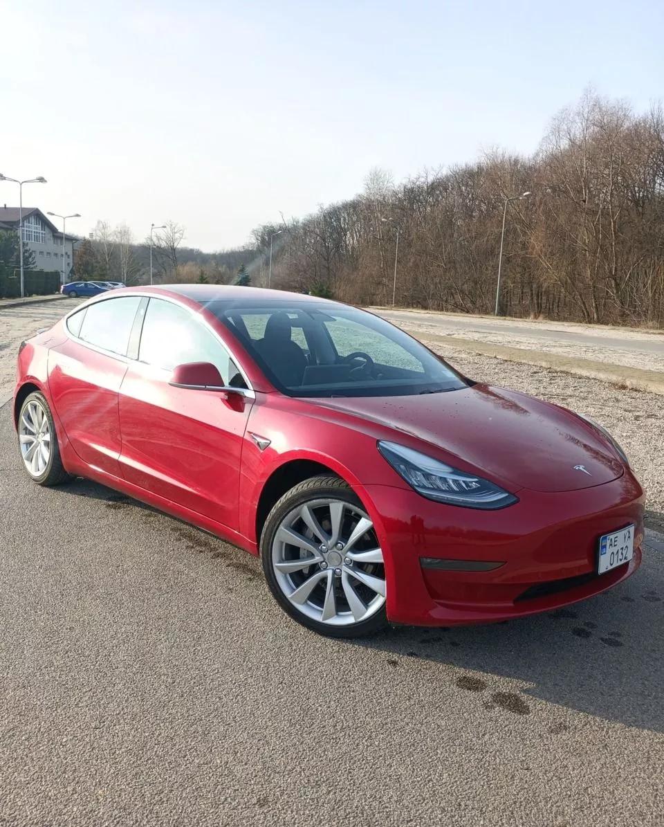 Tesla Model 3  75 kWh 2018131