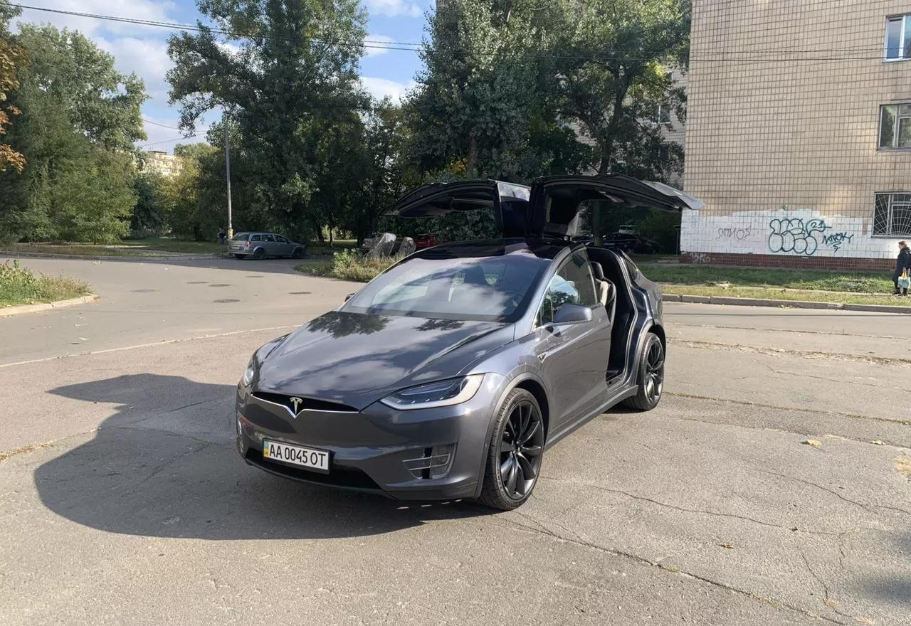Tesla Model X  90 kWh 2016111