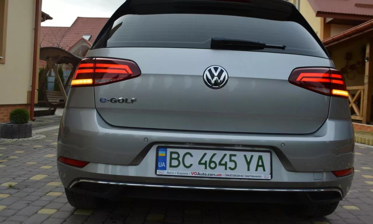 Volkswagen e-Golf  36 kWh 2017thumbnail241