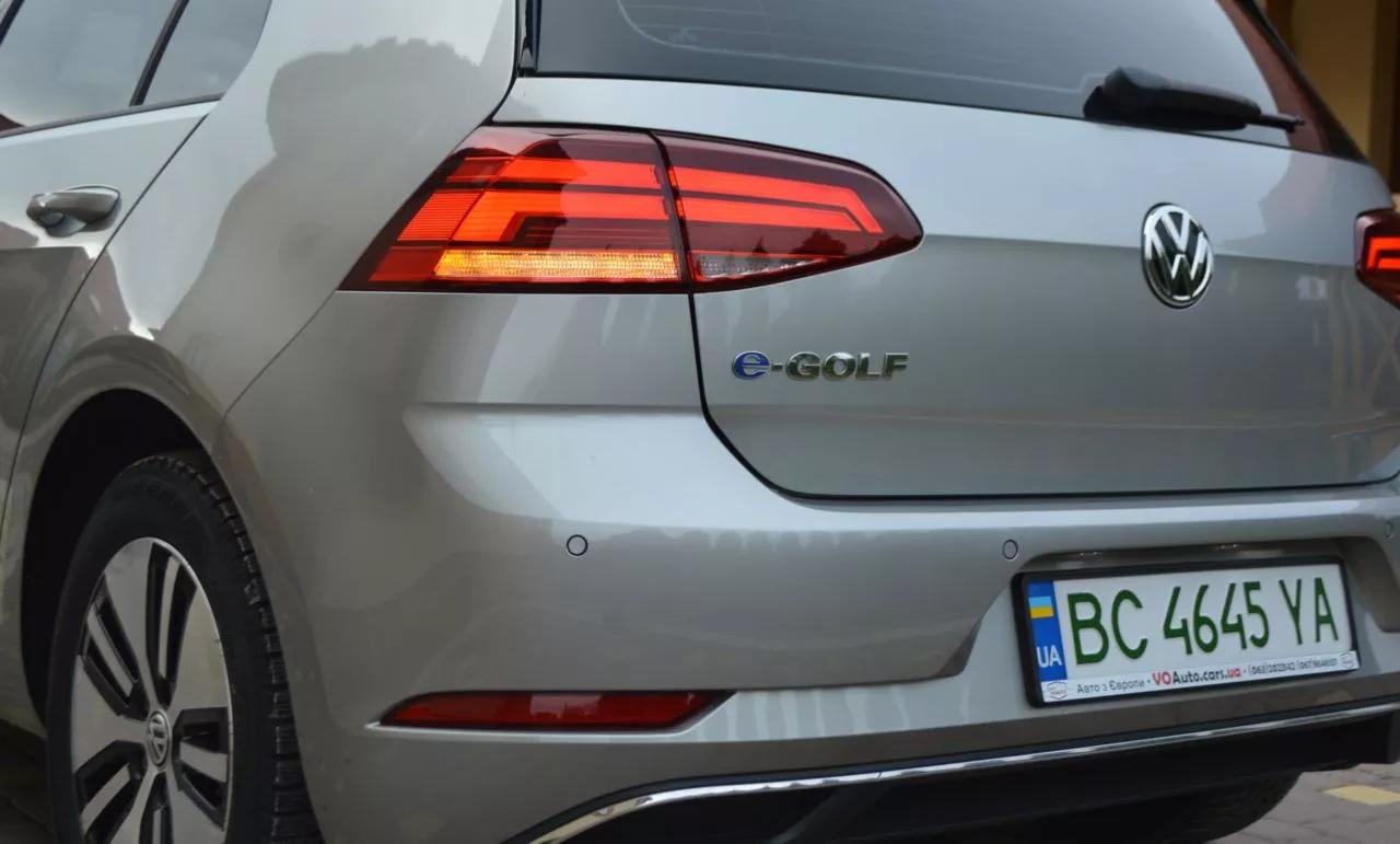 Volkswagen e-Golf  36 kWh 2017thumbnail261