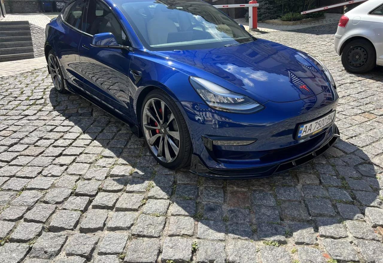 Tesla Model 3  80.5 kWh 202091