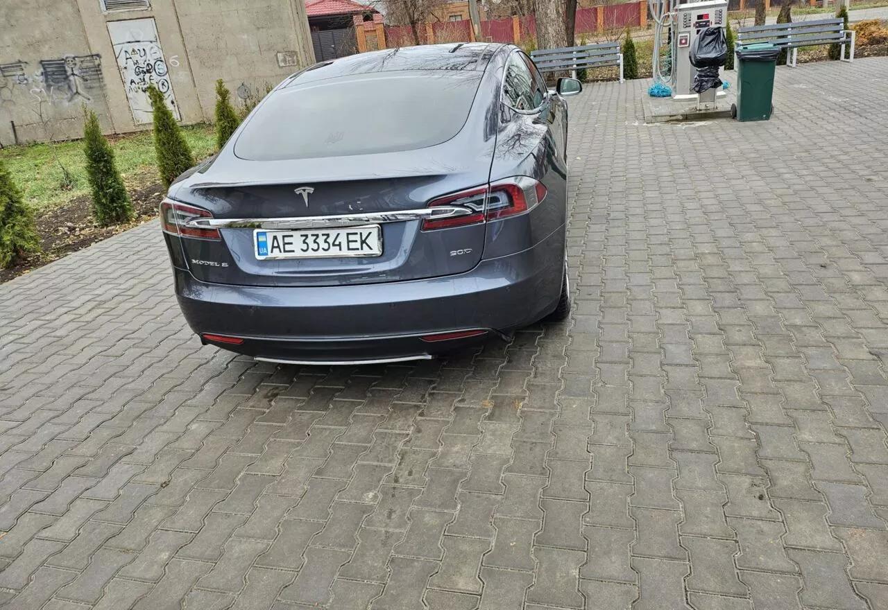 Tesla Model S  90 kWh 2016241