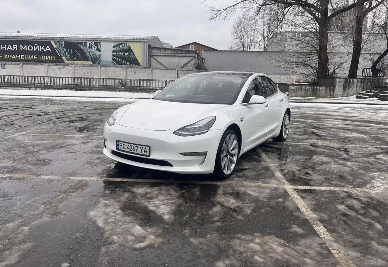 Tesla Model 3  2019thumbnail91
