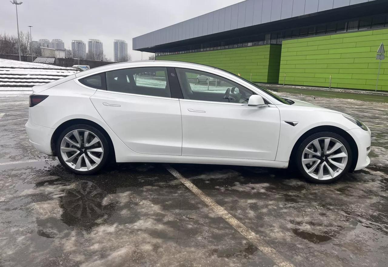 Tesla Model 3  2019thumbnail141
