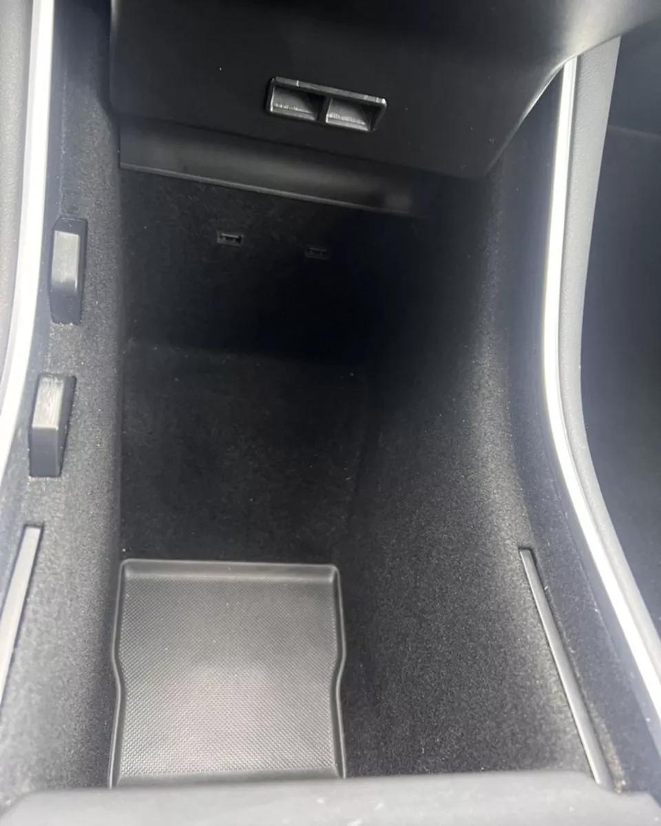 Tesla Model 3  2019291