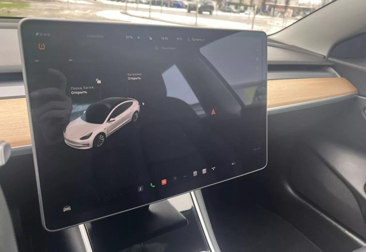 Tesla Model 3  2019thumbnail71