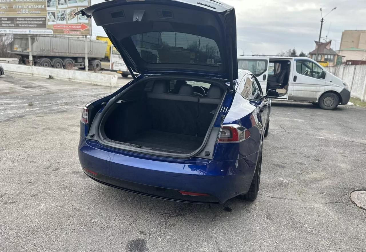 Tesla Model S  100 kWh 2018241