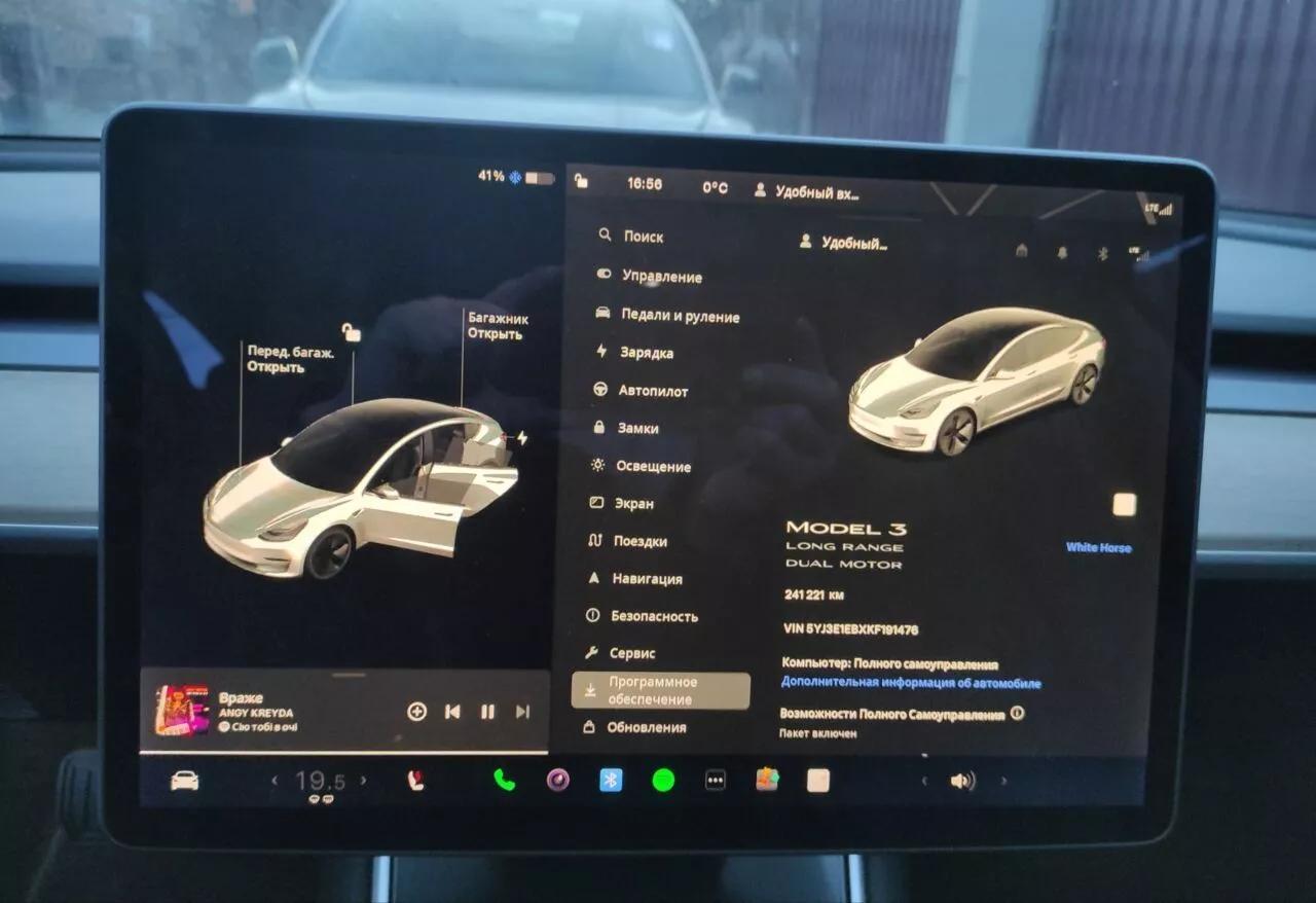Tesla Model 3  2019141