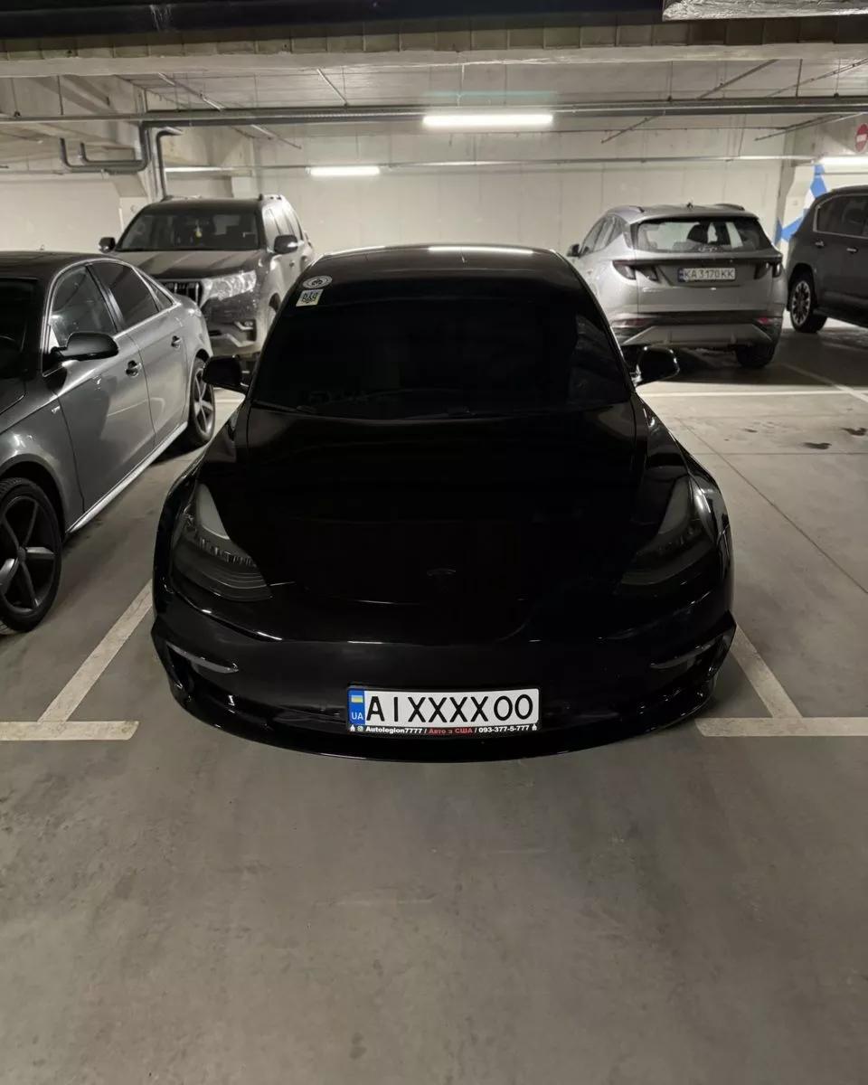 Tesla Model 3  68.3 kWh 2018thumbnail21