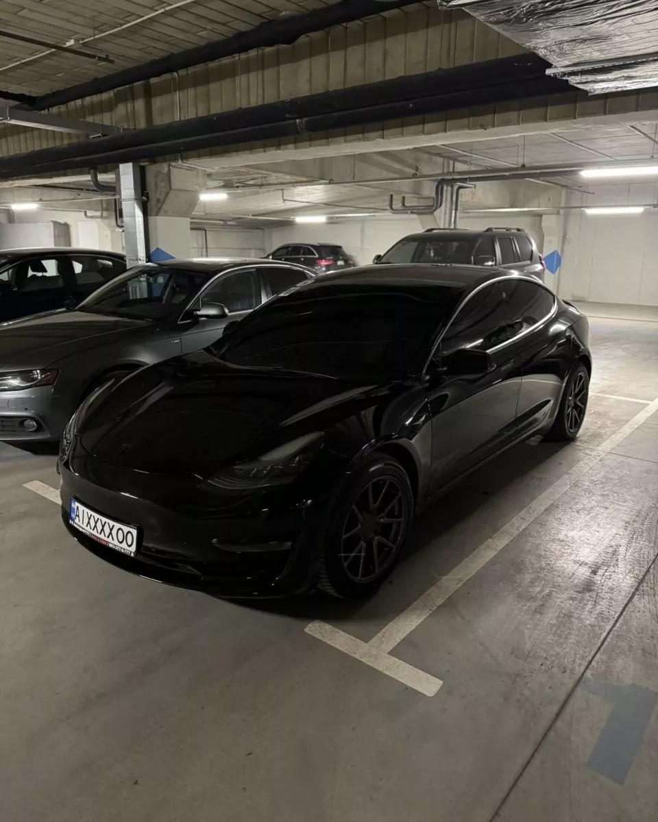 Tesla Model 3  68.3 kWh 201851