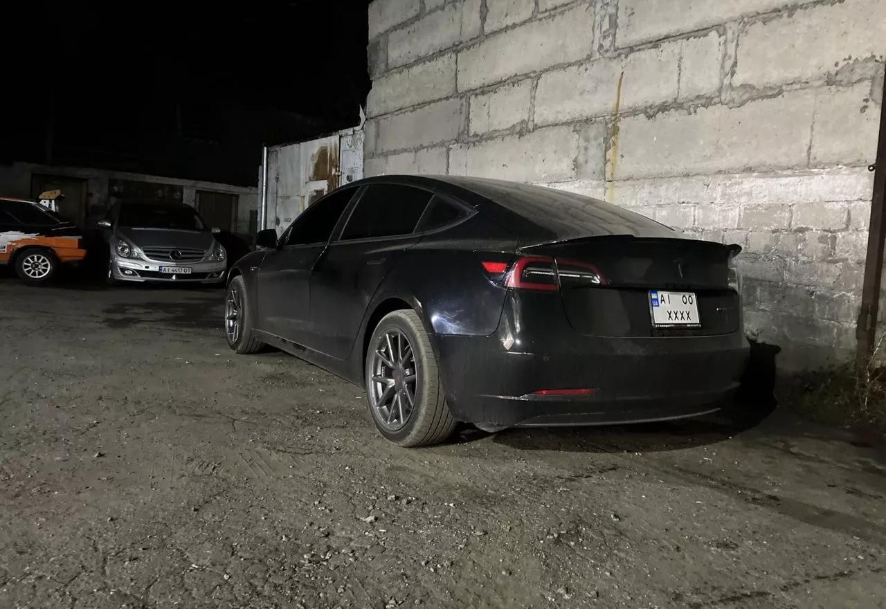 Tesla Model 3  68.3 kWh 2018thumbnail151