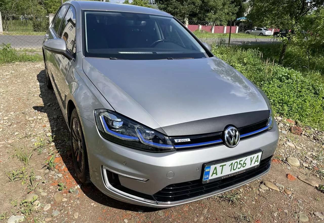 Volkswagen e-Golf  35.8 kWh 2017thumbnail121