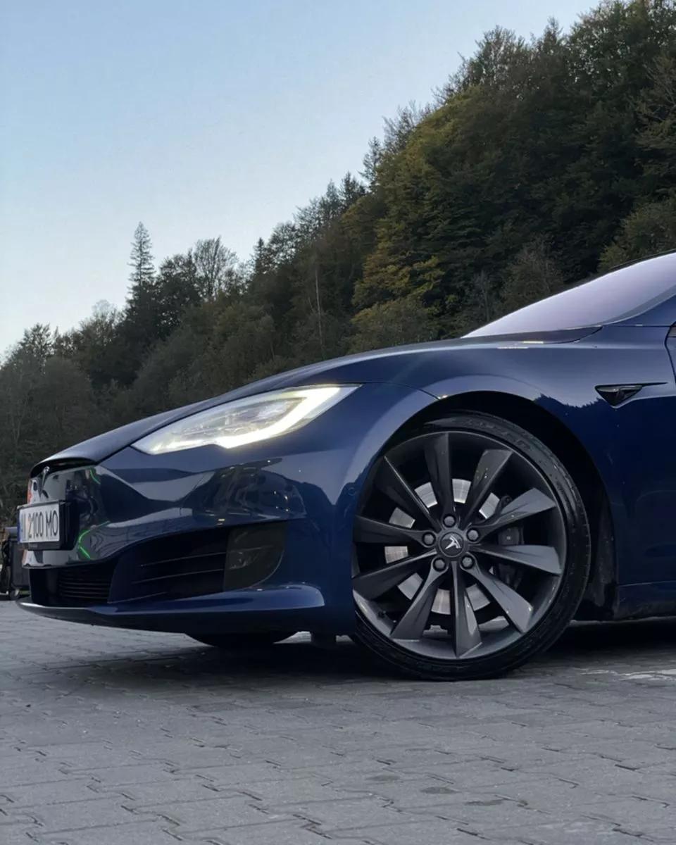Tesla Model S  75 kWh 2017thumbnail11