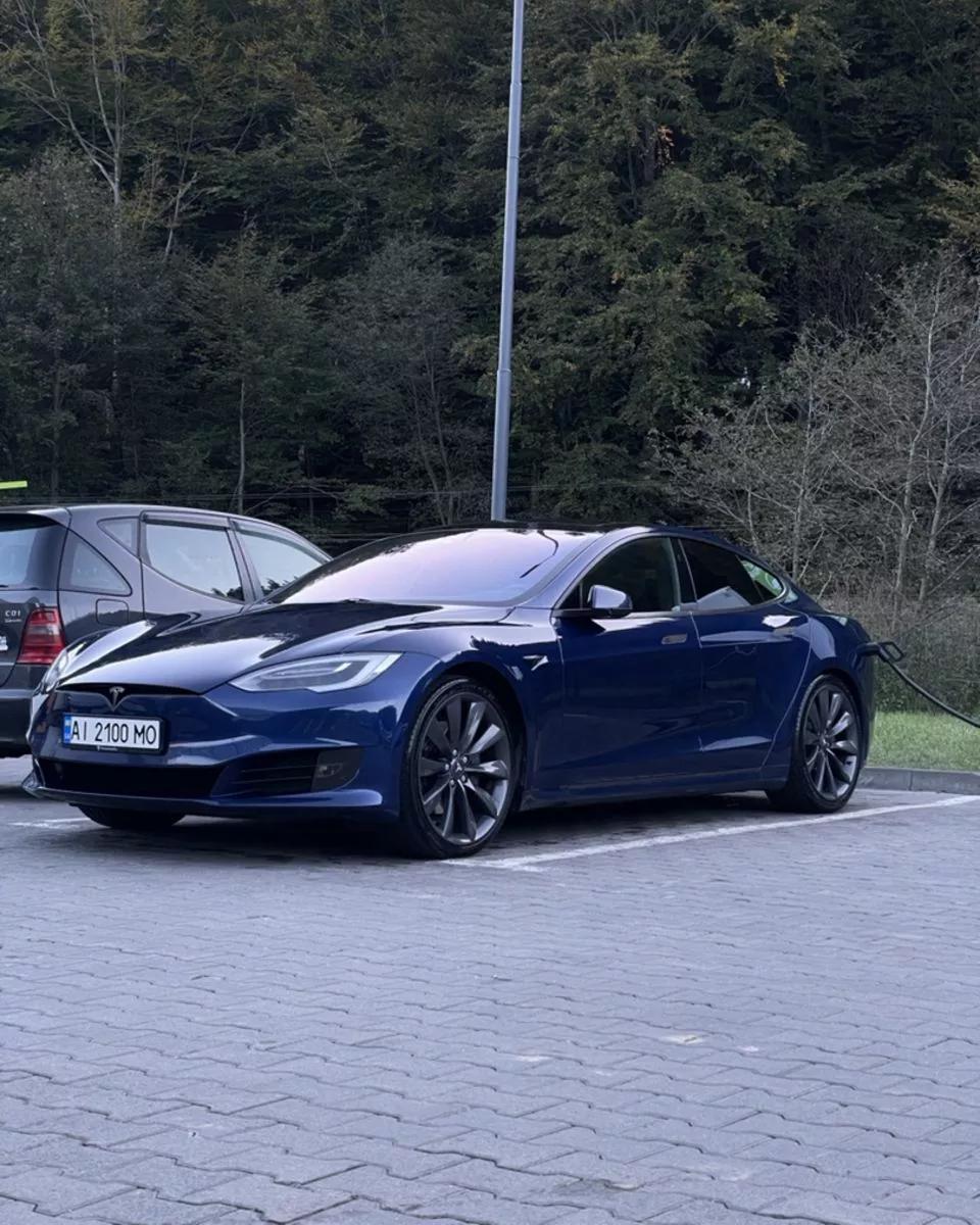 Tesla Model S  75 kWh 2017thumbnail101