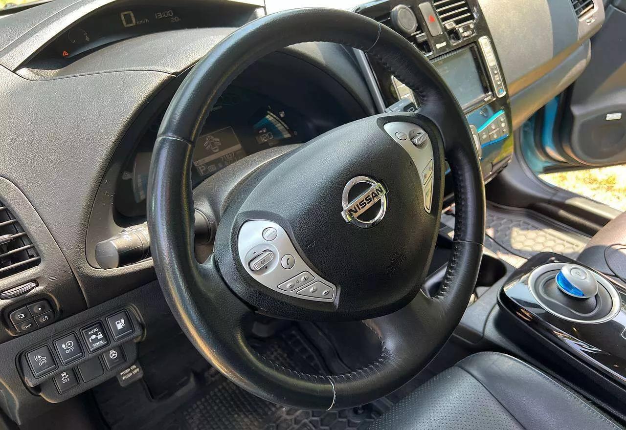 Nissan Leaf  30 kWh 2016221