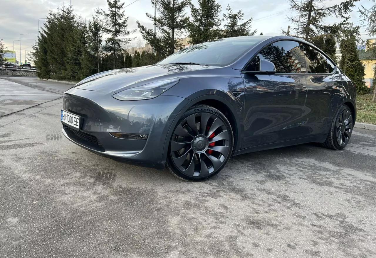 Tesla Model Y  202231