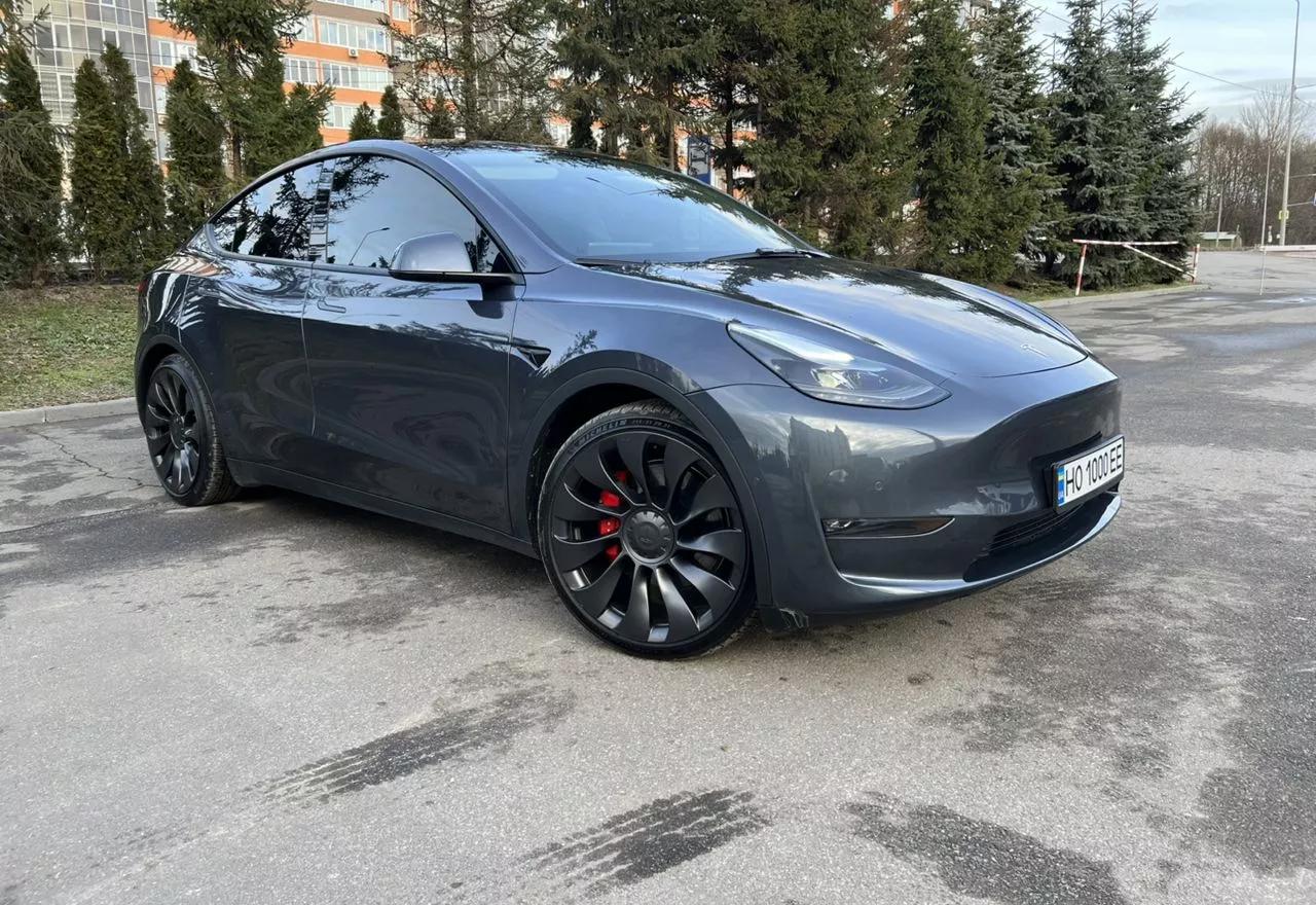 Tesla Model Y  2022thumbnail91