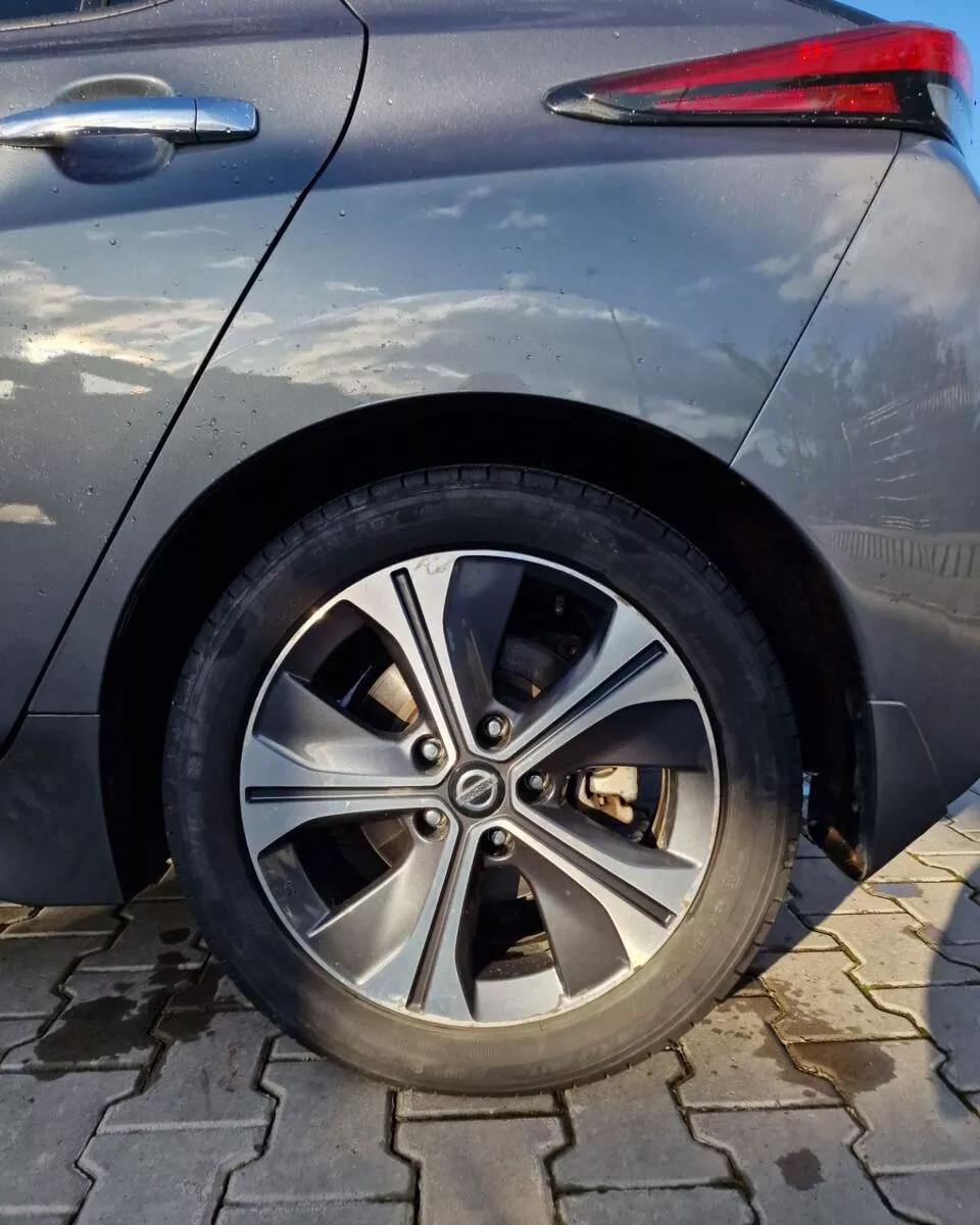 Nissan Leaf  40 kWh 2018thumbnail91