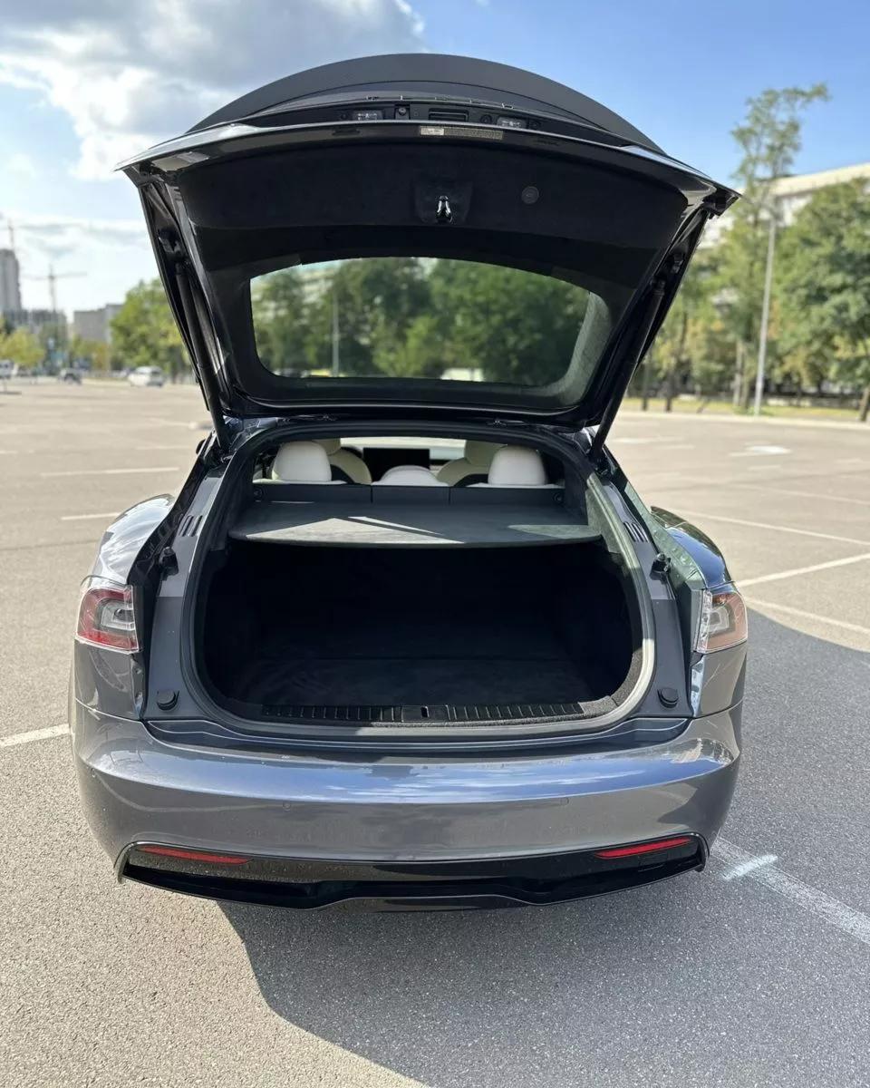 Tesla Model S  99 kWh 2021thumbnail211