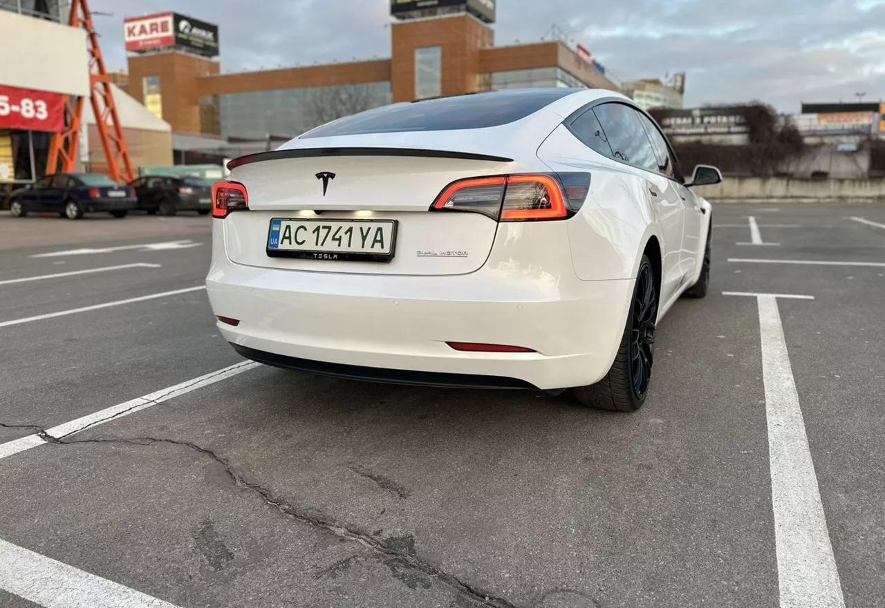 Tesla Model 3  82 kWh 202221