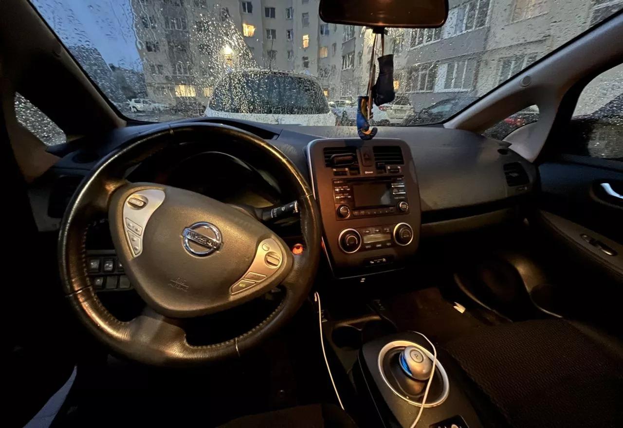 Nissan Leaf  24 kWh 201571