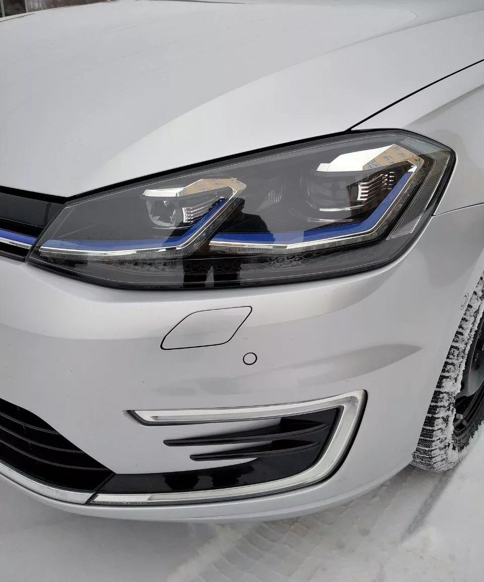 Volkswagen e-Golf  36 kWh 201961