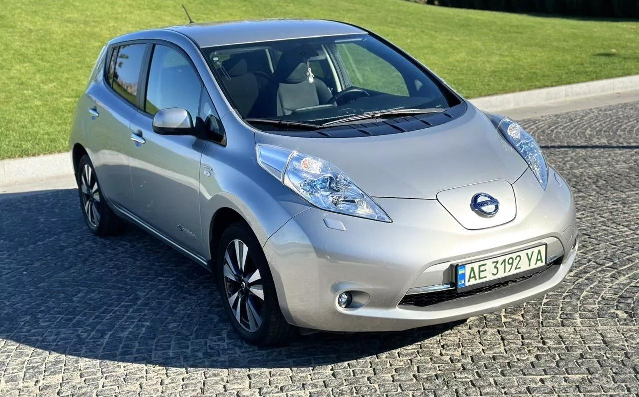 Nissan Leaf  24 kWh 2015thumbnail71