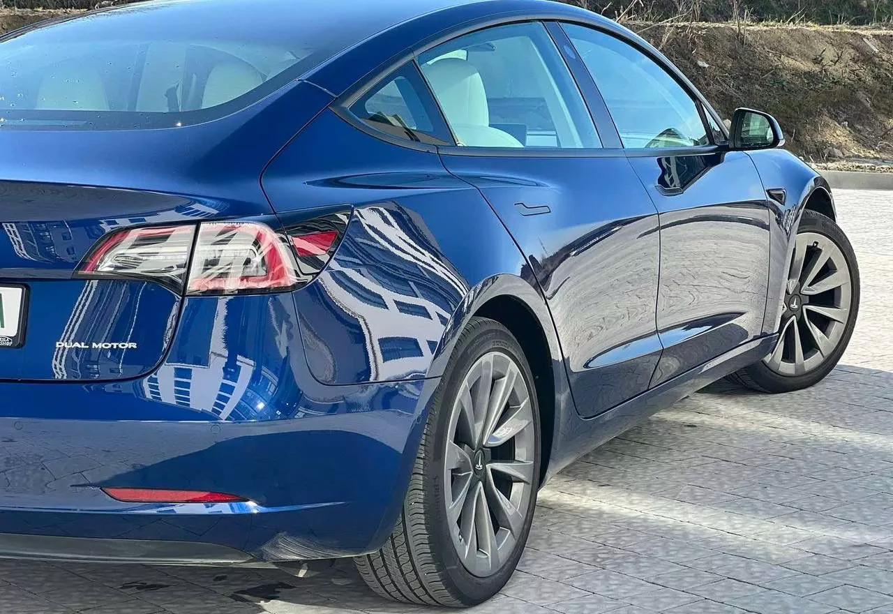 Tesla Model 3  80.5 kWh 2022201
