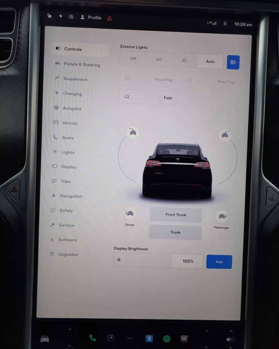 Tesla Model X  90 kWh 2016thumbnail41