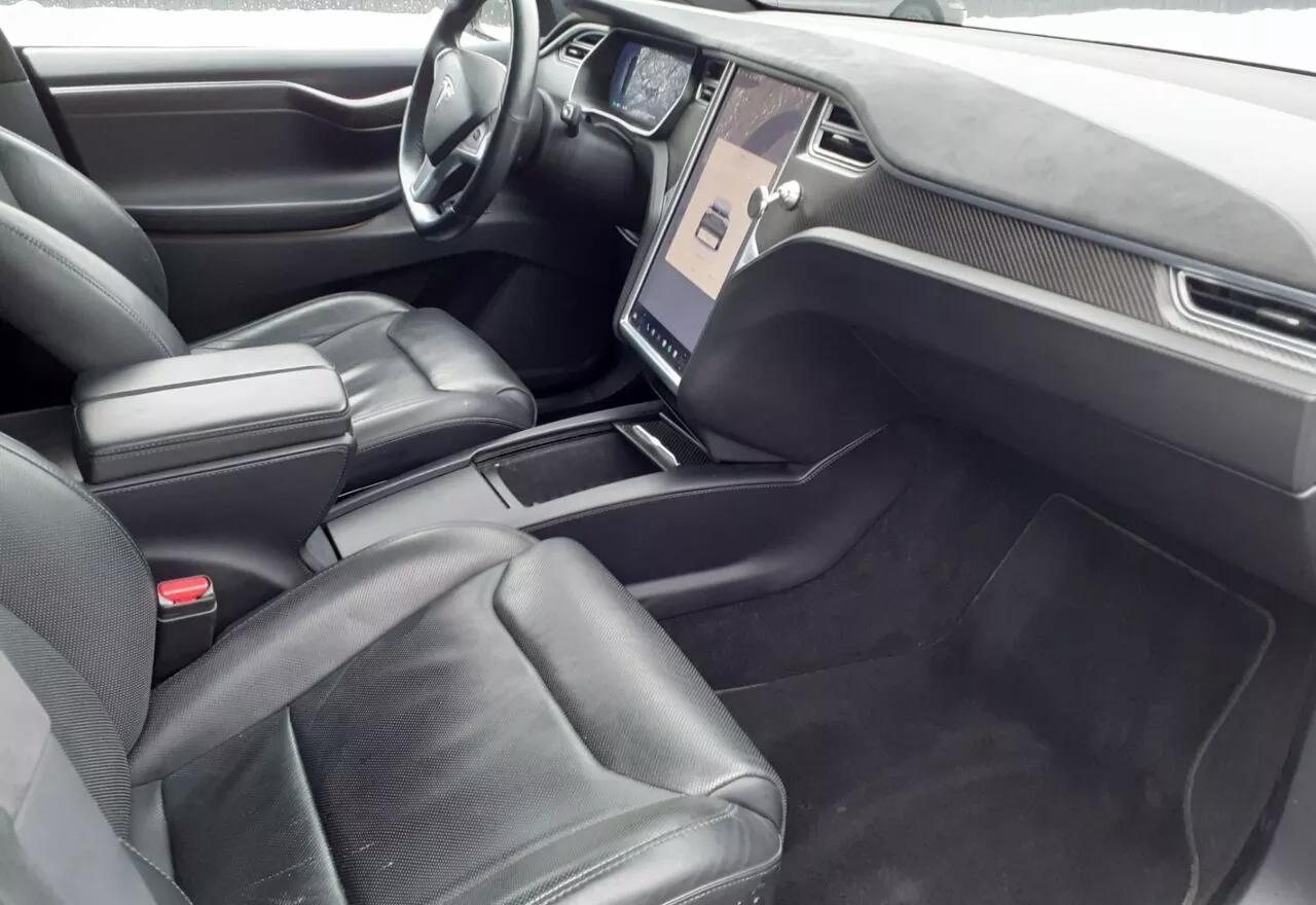 Tesla Model X  90 kWh 2016thumbnail131