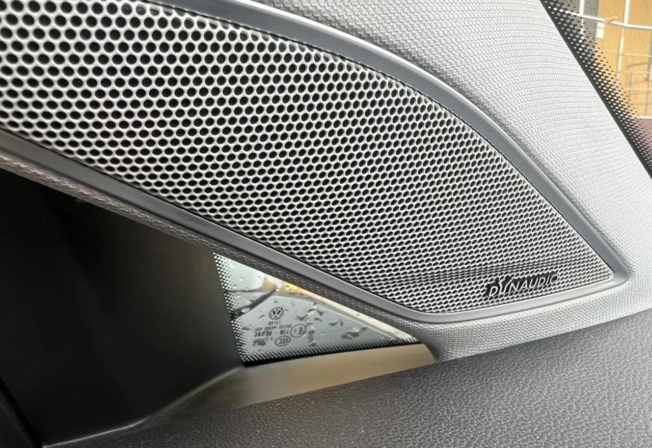 Volkswagen e-Golf  36 kWh 2020thumbnail201