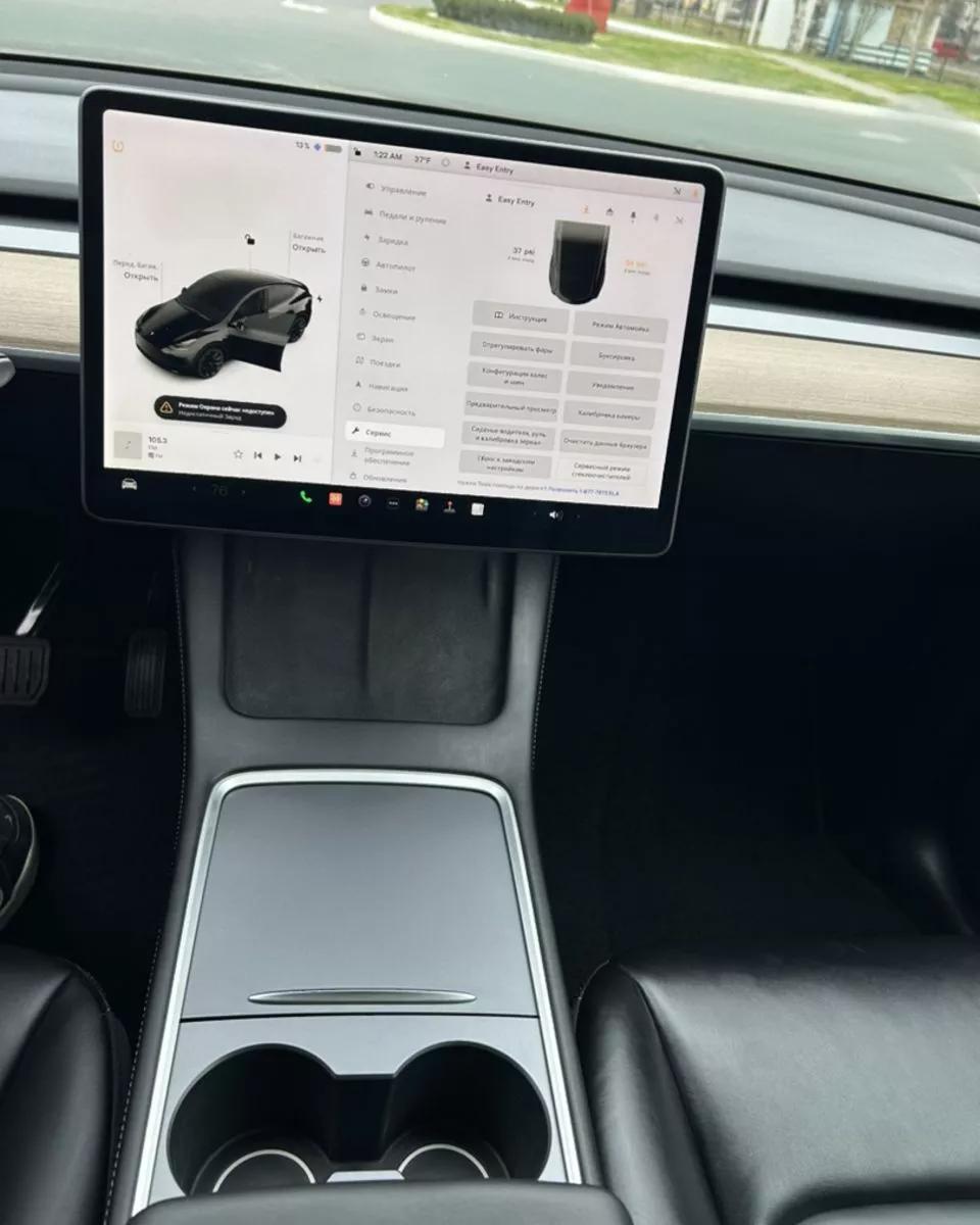 Tesla Model Y  82 kWh 2021141