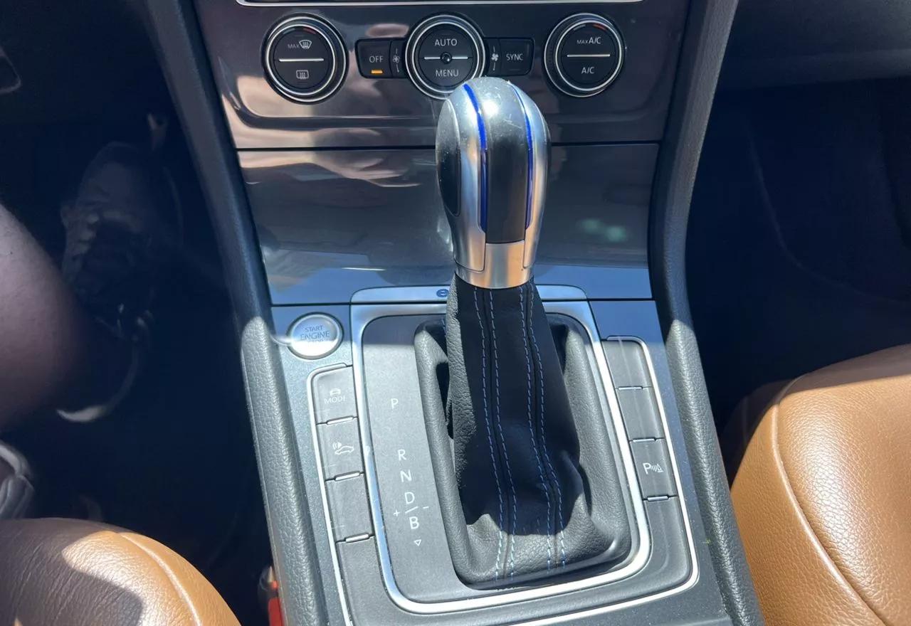 Volkswagen e-Golf  36 kWh 2018101