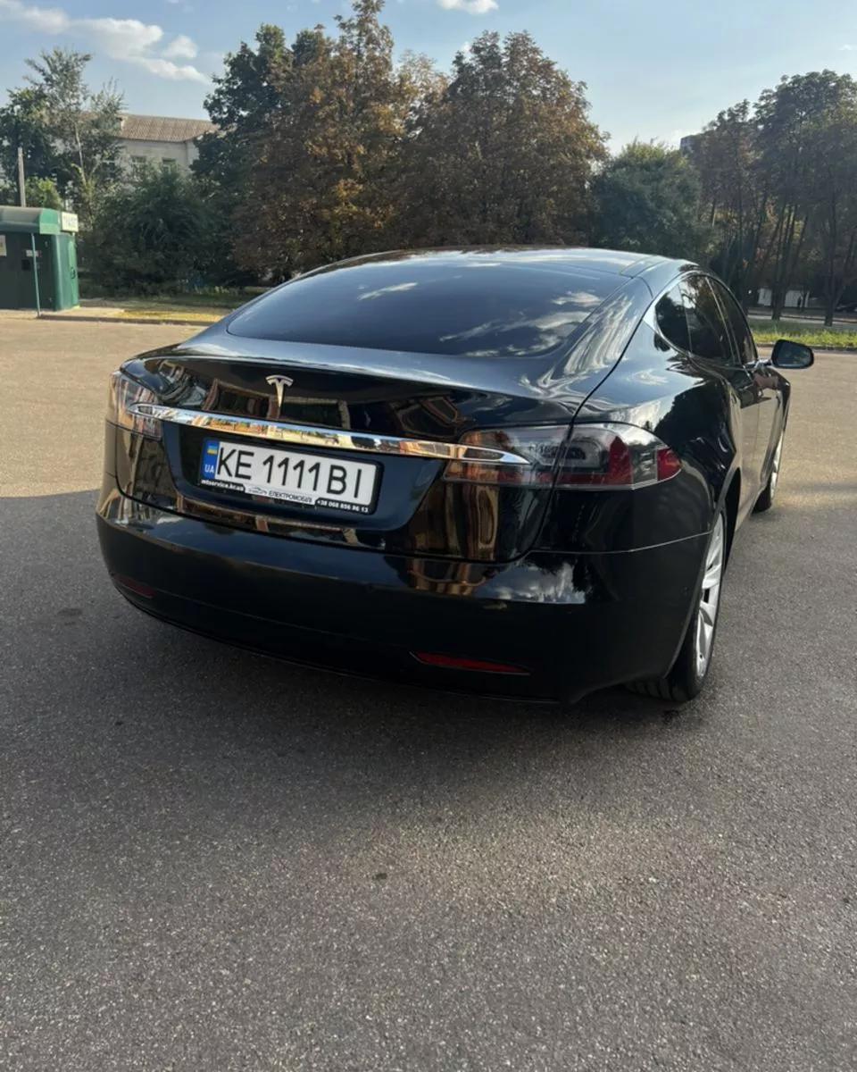 Tesla Model S  201651