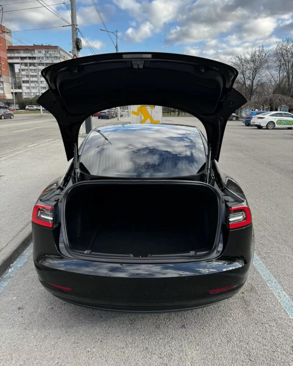 Tesla Model 3  80.5 kWh 2018thumbnail101