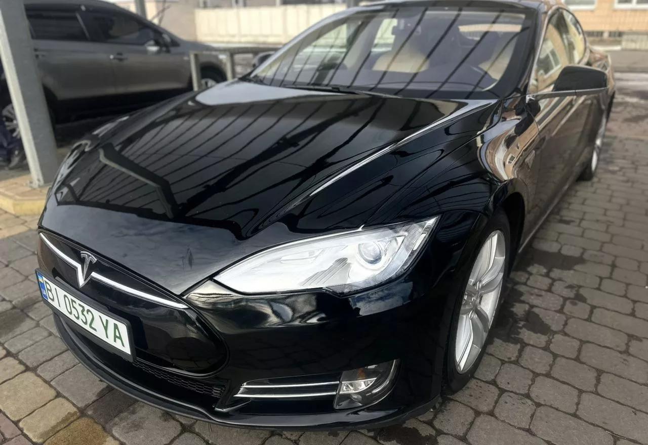 Tesla Model S  75 kWh 201311