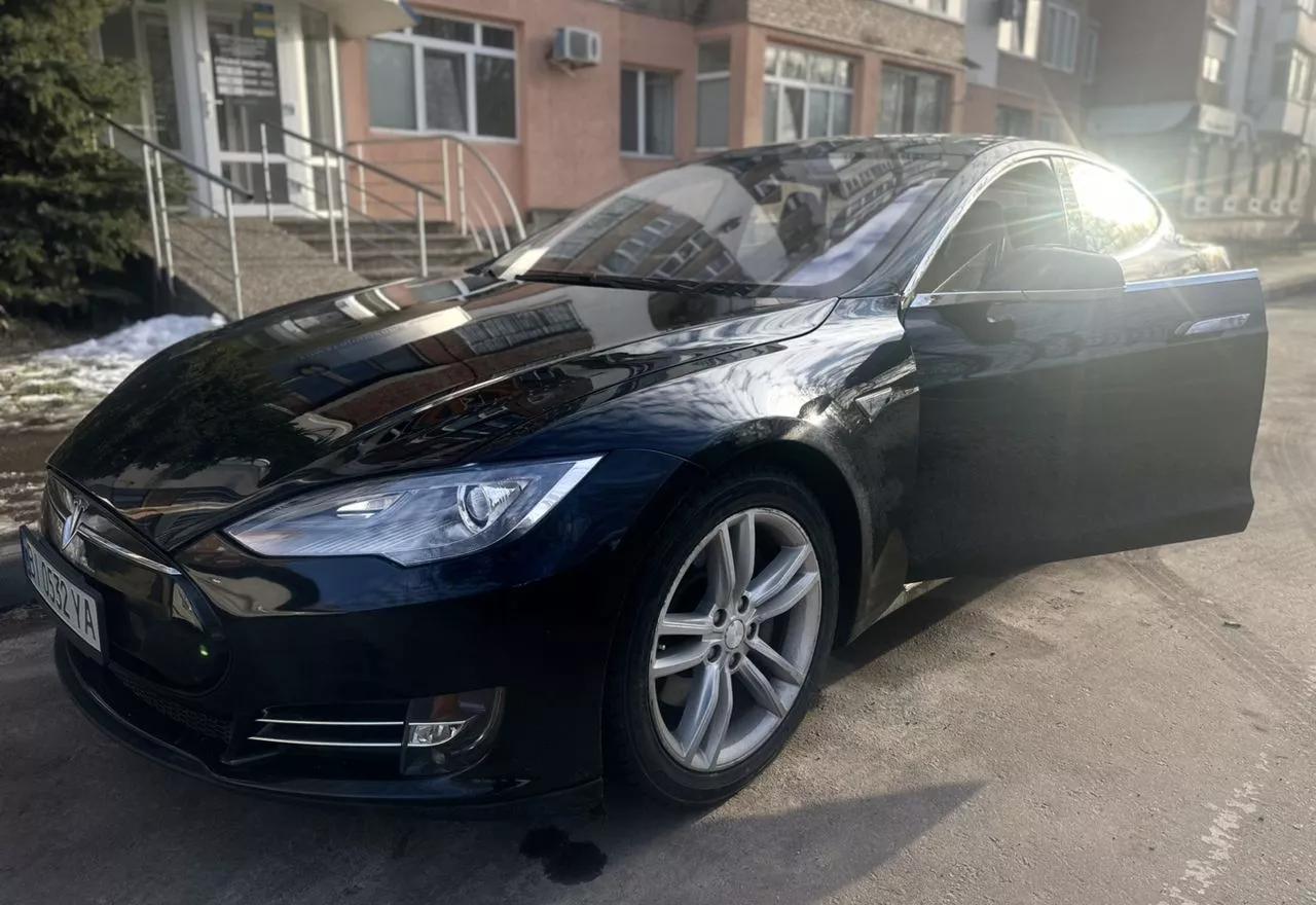 Tesla Model S  75 kWh 2013131