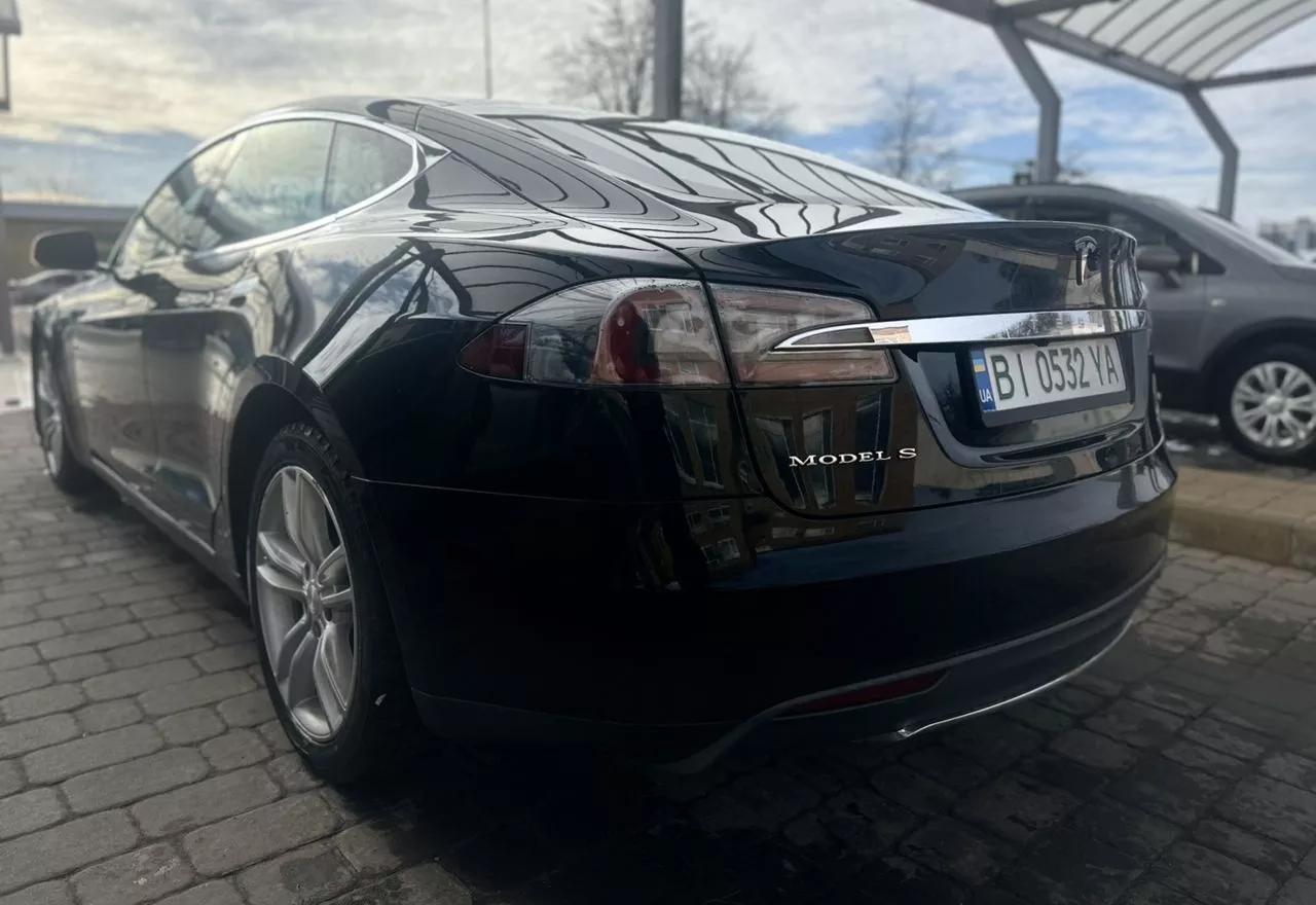 Tesla Model S  75 kWh 2013291